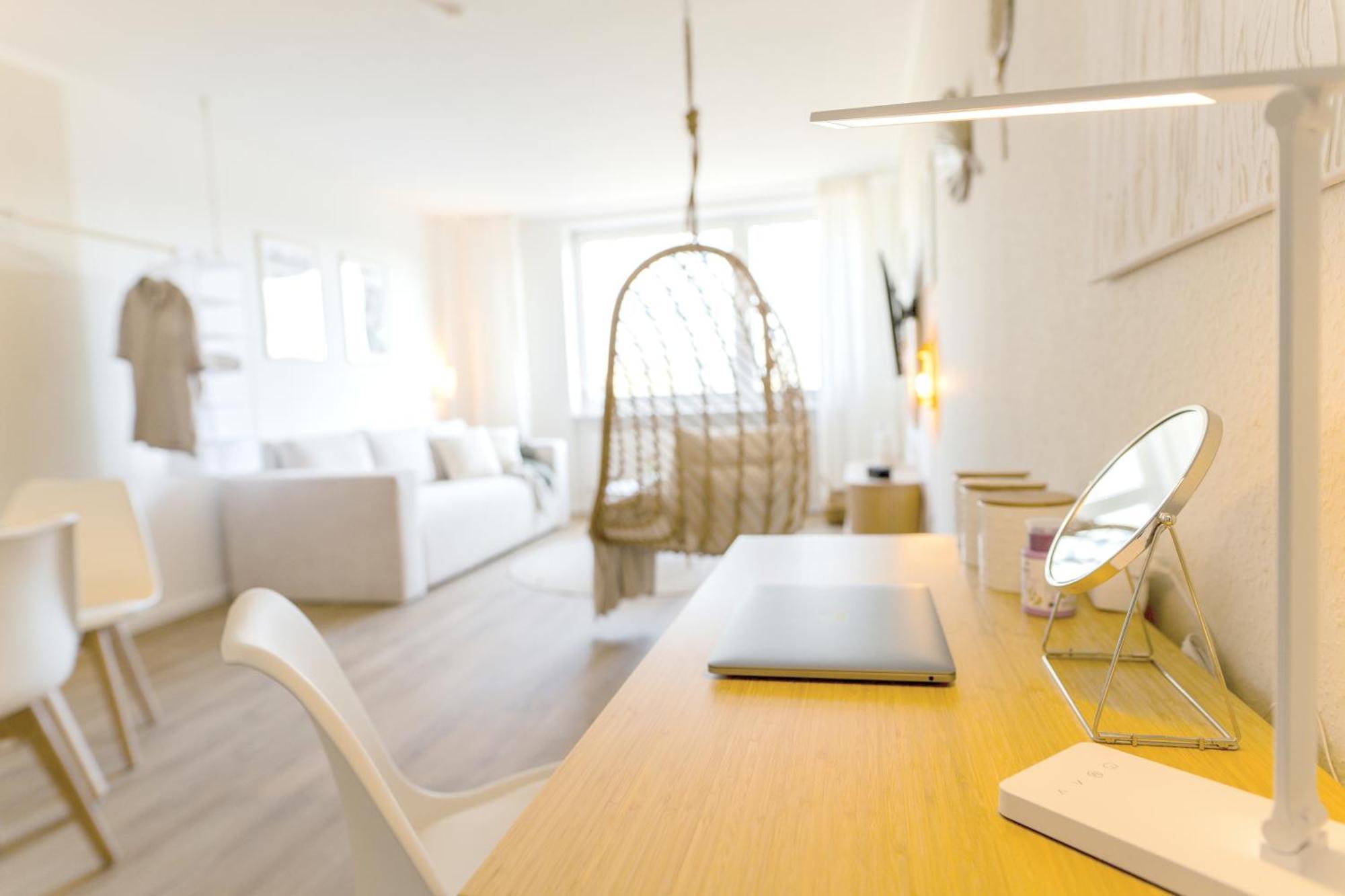 Wolfsburg Innenstadt - Happyhome - Direkt In Der Porschestrasse, 5 Personen & Kind, 3 Zimmer Bagian luar foto